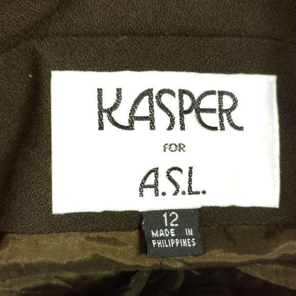 Kasper Green/Black Double Breast Suit with Animal Print Collar - Picture 5 of 9